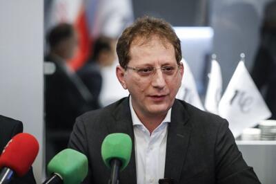  هشدار بابک زنجانی نسبت به القای ناتوانی به رئیس‌جمهور؛ اقتصاد ایران نیازمند تصمیم‌های سخت و نسل تازه مدیران