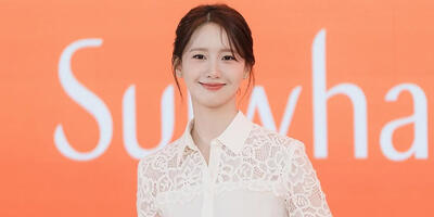  بازیگر محبوب کره‌ای با پیراهن قرمزش چشم‌ها را خیره کرد! او خوش‌پوش‌ترین ستاره است - چی بپوشم