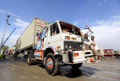  طالبان خواستار تقویت روابط اقتصادی با هند شد