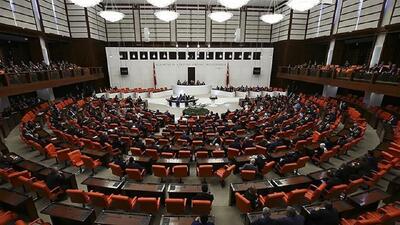  درگیری در پارلمان ترکیه + فیلم