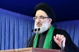 واکنش امام جمعه کرج به قطعنامه شورای حکام/ چرا در بیانیه‌هایشان نمی‌گویند ما مراکز شما را بمباران کردیم!