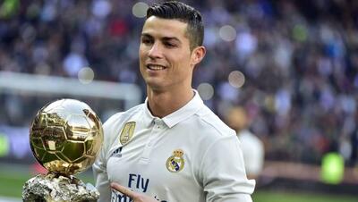  فیفا تسلیم هواداران رونالدو شد / پوستر جدید با حضور CR7