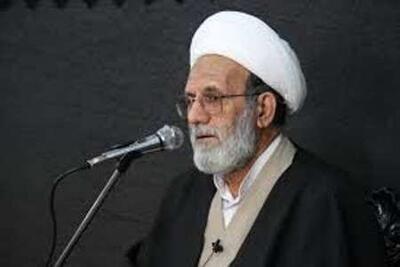  امام جمعه مشهد دشمنان داخلی نظام را معرفی کرد
