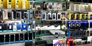  رازهای خان پنجم واردات موبایل؛ آیا ترخیص تجاری با ارزش مسافری تخلف بود؟