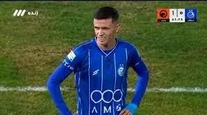  گل یاسر آسانی در بازی استقلال - پادیاب به درگیری منجر شد!