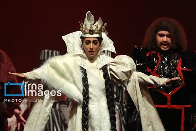  نمایش موزیکال «رابین هود»