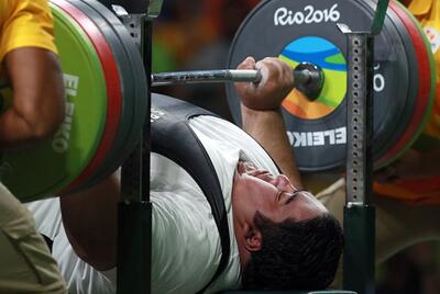  پاراوزنه‌برداران فارس قهرمان بلامنازع مسابقات منطقه‌ای شدند