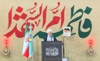  امام جمعه بندرعباس: بسیج نماد روحیه جهادی و خدمت در همه عرصه‌های جامعه است