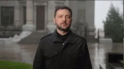  زلنسکی: باید بین از دست دادن کرامت خود یا اتحاد با آمریکا یکی را انتخاب کنیم