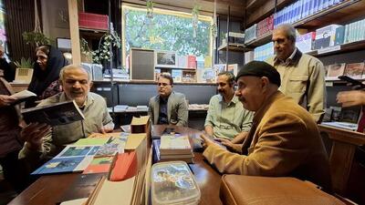  کتابگردی در تهران/ احمدمسجد جامعی: «کتاب»، حلقه وصل جامعه است/ کار نشر نوعی فداکاری است/ وضعیت نشر را می‌دانیم اما با کمک هم می‌توانیم  مسائل را حل کنیم + تصاویر