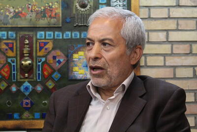  میرلوحی: جلیلی رئیس جمهور بود، ترامپ یک ماه هم برای جنگ صبر نمی‌کرد/ با جامعه ای که  ۲۰ میلیون فرد دانشگاه‌ رفته دارد نمی شود مثل کره شمالی رفتار کرد