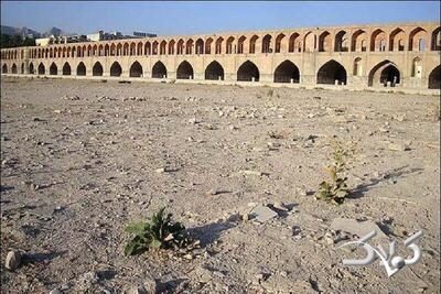  زاینده رود تبدیل به پیست اسب سواری شد! +ویدیو - مجله اینترنتی کولاک