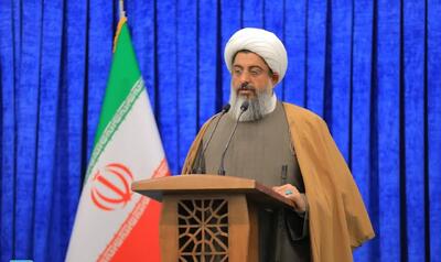 امام جمعه ساوجبلاغ: باید با اخلال‌گران اقتصادی برخورد جدی شود