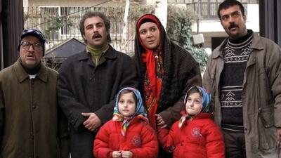  تصویر جدیدی از سارا و نیکا پایتخت وایرال شد / جذابیت وصف نشدنی با استایل جین