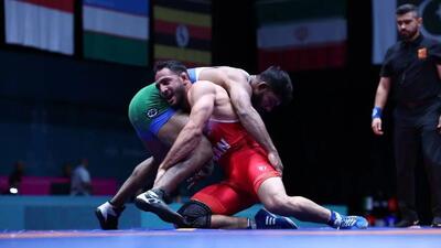  آذرپیرا با شکست قهرمان جهان به مدال طلا رسید