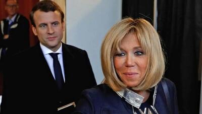  رونمایی همسر مکرون از چهره جدید بعد از عمل زیبایی 3 ساعته / چهره اش بعد از این تغییرات با حجاب ایرانی !