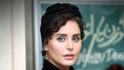  ماشین سواری الناز شاکردوست در طبیعت بکر کنار دریاچه با خودروی سوپر لاکچری