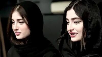  فیلم/ سارا و نیکا فرقانی دوقلوهای محبوب سریال پایتخت وارد تدریس بازیگری شدند/ بازگشت جنجالی دوقلو های پرحاشیه پس از بارگشت از سوئد