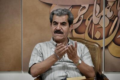  خوش چهره در گفت وگو  با شفقنا:بین «جنگ، صلح و مذاکره» معلق هستیم/به تکرار گذشته بازگشته‌ایم/احزاب فعلی در جامعه بیشتر باند هستند/جامعه ایران با یک جامعه حزبی فاصله طولانی دارد/نیازمند رسیدن به یک انتخاب استراتژیک هستیم/استیضاح مدام وزرا، دولت را با بحران مضاعف روبرو می‌کند