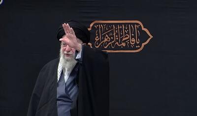  اولین شب مراسم عزاداری شهادت حضرت زهرا(س) با حضور رهبر انقلاب + فیلم