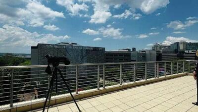  خبرنگار اسپوتنیک: تدابیر امنیتی در منطقه سندتون که بیشتر رؤسای دولت‌ها در آنجا اقامت دارند، اتخاذ شده است