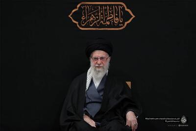  رهبرانقلاب در شب نخست عزاداری فاطمی+عکس