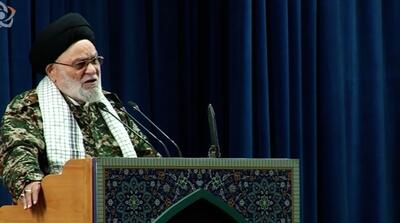  یک امام جمعه: توبه کنید باران می‌بارد!