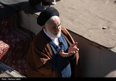  نماز باران در اصفهان اقامه شد/ فریاد جمعی مردم برای نزول رحمت الهی - تسنیم