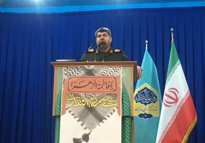  فرمانده سپاه بوشهر: راه نجات و رهایی از مشکلات اتکا به تفکر بسیجی است - تسنیم