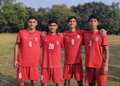  اولین تمرین تیم ملی نوجوانان در سرزمین گاندی