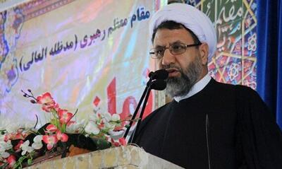  امام جمعه کرمان: شورای تأمین استان کرمان به موضوع قاچاق سوخت ورود کند
