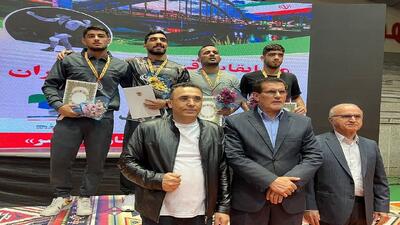  رقابت‌های جذاب و دیدنی در روز نخست پیکار‌های کشتی آزاد بزرگسالان مازندران