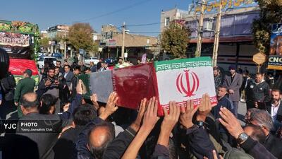  تشییع باشکوه پیکر شهید فاطمی در پلدختر؛ تجدید میثاق مردم با آرمان‌های انقلاب + فیلم