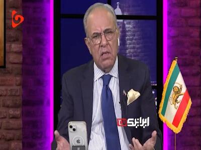  شهرام همایون: بس کنید! سیرک براندازی تمام شد