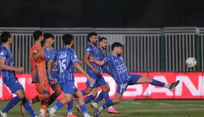  خرمگاه: زمین ورزشگاه تختی روی عملکرد استقلال تأثیرگذار بود