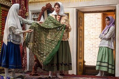  پگاه ترکی از سختی‌ها و جذابیت‌های طراحی لباس «بامداد خمار» می‌گوید