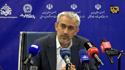  وزیر اقتصاد از ادامه خارج کردن بانک‌های ناتراز از شبکه بانکی خبر داد