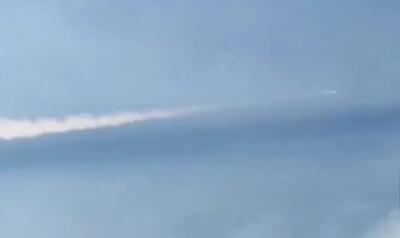  آب‌پاشی هواپیمای ایلیوشین  بر محل آتش سوزی در جنگل‌های الیت + فیلم