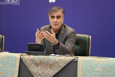  سهامداران اصلی بانک ها شفاف نیستند/ بنگاهداری عامل زیان بانک ها