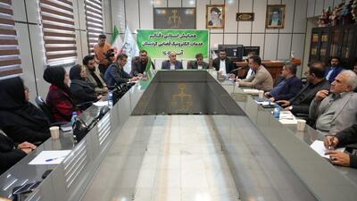  معاون دادگستری کردستان: تعرفه دفاتر خدمات الکترونیک باید متناسب با هزینەها افزایش یابد