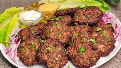  طرز تهیه کباب عروک با گوشت چرخ کرده | راز خوشمزگی کباب خوش‌عطر و اصیل عراقی