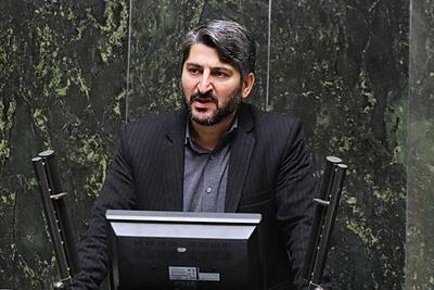  نماینده مجلس: ۱۵ هزار پزشک به جای طبابت وارد حوزه ساخت و ساز، طلا و زیبایی شده‌اند