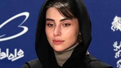  گاف بامزه رئیس بانک و لاله مرزبان:  آبان بگو ثابت نمرده!