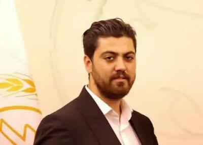 محراب شفقی : موعود بنیادی‌ فر به عنوان یار دوازدهم استقلال در اتاق وی ای آر بود