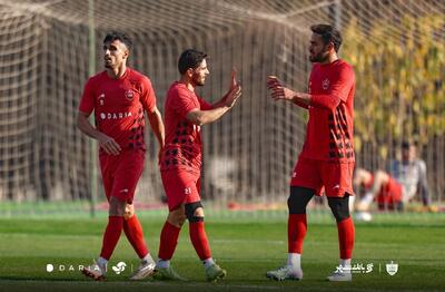  برد پرسپولیس با گل‌های اورونوف و علیپور - پارس فوتبال