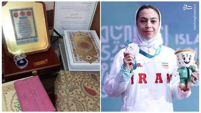  هدایای رهبر انقلاب به بانوی موی‌تای کار کشور+ عکس - پارس فوتبال