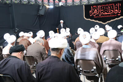  تصاویری از مراسم سوگواری شهادت حضرت فاطمه زهرا (س) با حضور حضرت آیت الله نوری همدانی