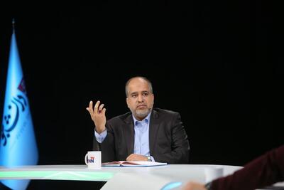  خضریان: رئیس جمهور آمریکا زیاد لاف می‌زند + فیلم