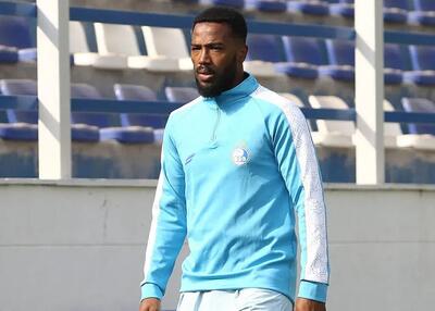  تونل وحشت استقلال برای دو بازیکن خارجی!