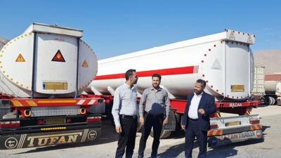  توقیف دو تریلر حامل ۷۰ هزار لیتر سوخت قاچاق در حاجی‌آباد